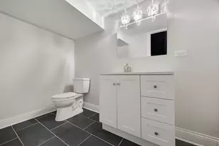 9220 S Dauphin Ave, Chicago, IL 60619 - Photo 20