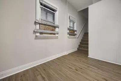 9220 S Dauphin Avenue, Chicago, IL 60619 - Photo 8