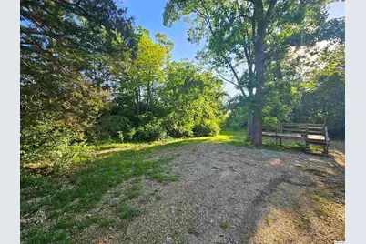 9606 Rock Quarry Road, Quincy, IL 62305 - Photo 8