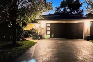 2905 Carol Dr, Joliet, IL 60432 - Photo 2