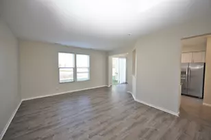 24854 W Gates Ln, Plainfield, IL 60585 - Photo 4