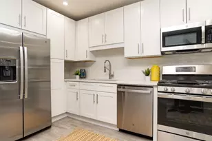 3734 N Racine Ave, Chicago, IL 60613 - Photo 14