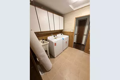 10809 Austin Avenue, Chicago Ridge, IL 60415 - Photo 14