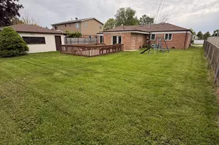 10809 Austin Ave, Chicago Ridge, IL 60415 - Photo 16