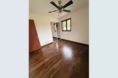 10809 Austin Avenue, Chicago Ridge, IL 60415 - Photo 12