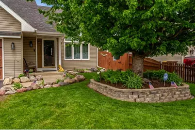 1900 Wycliffe Street, Belvidere, IL 61008 - Photo 2