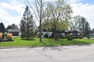 380 Forest Preserve Dr, Wood Dale, IL 60191 - Photo 1