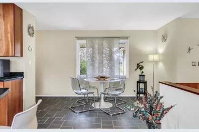 180 Crescent Knoll Drive, Green Oaks, IL 60048 - Photo 20