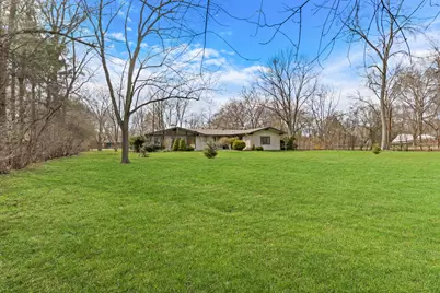 180 Crescent Knoll Drive, Green Oaks, IL 60048 - Photo 48