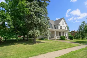 205 S Gage St, Somonauk, IL 60552 - Photo 2