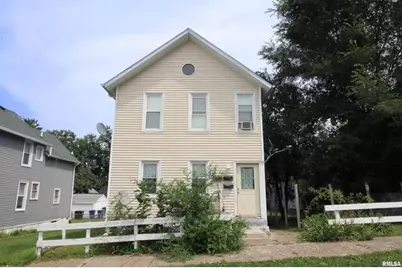 428 7th Street, Moline, IL 61265 - Photo 1