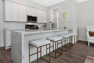 2812 N Mildred Ave, Chicago, IL 60657 - Photo 12