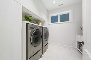 1944 N Fremont St, Chicago, IL 60614 - Photo 42