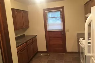402 W Washington St, Yorkville, IL 60560 - Photo 8