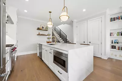 3929 N Greenview Avenue #3, Chicago, IL 60613 - Photo 4