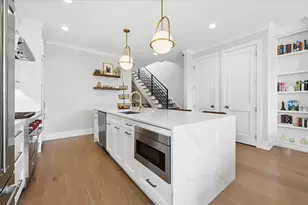 3929 N Greenview Ave, Chicago, IL 60613 - Photo 4