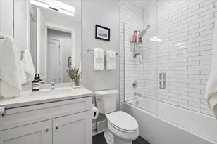 3929 N Greenview Ave, Chicago, IL 60613 - Photo 20