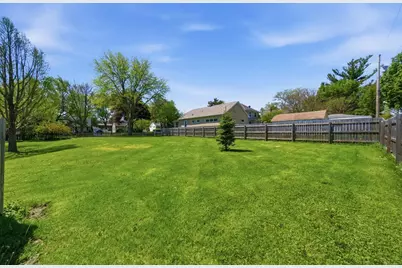 727 Wendall Avenue, West Chicago, IL 60185 - Photo 2