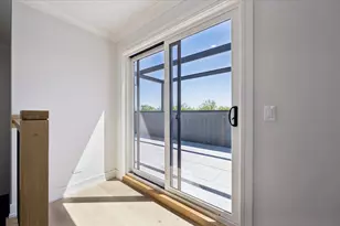 2202 N Leavitt St, Chicago, IL 60647 - Photo 34