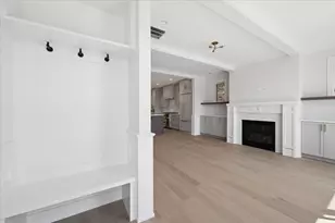 2202 N Leavitt St, Chicago, IL 60647 - Photo 16
