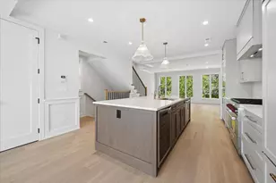 2202 N Leavitt St, Chicago, IL 60647 - Photo 8