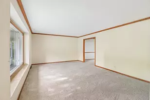 733 Buttonwood Circle SE, Naperville, IL 60540 - Photo 8
