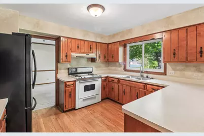 733 Buttonwood Circle SE, Naperville, IL 60540 - Photo 18