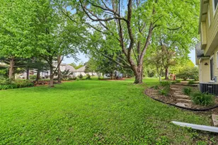 733 Buttonwood Circle SE, Naperville, IL 60540 - Photo 12