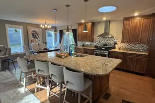 1211 Timberlane Dr, Sterling, IL 61081 - Photo 8