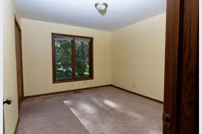 23547 N Raleigh Drive, Prairie View, IL 60069 - Photo 8