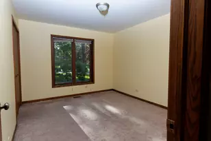 23547 N Raleigh Dr, Prairie View, IL 60069 - Photo 8