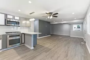 22339 Strassburg Ave, Sauk Village, IL 60411 - Photo 6