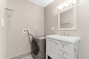 22339 Strassburg Ave, Sauk Village, IL 60411 - Photo 12