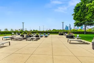 155 N Harbor Dr, Chicago, IL 60601 - Photo 22