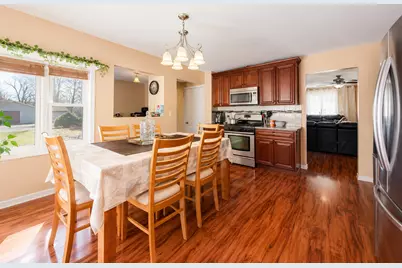 8079 Catawba Lane, Hanover Park, IL 60133 - Photo 4