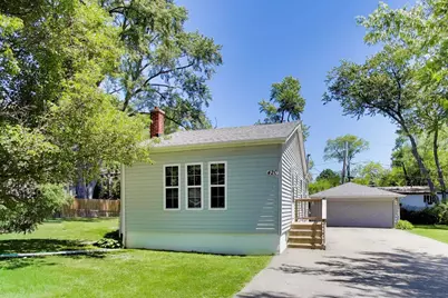 420 Lily Lane, Lakemoor, IL 60051 - Photo 1