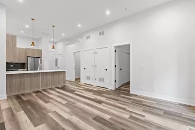 2317 N Clark Street #305, Chicago, IL 60614 - Photo 8