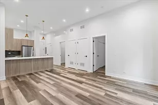 2317 N Clark St, Chicago, IL 60614 - Photo 8