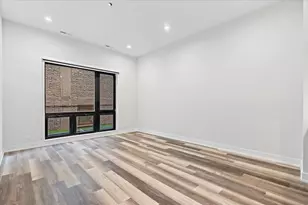 2317 N Clark St, Chicago, IL 60614 - Photo 10