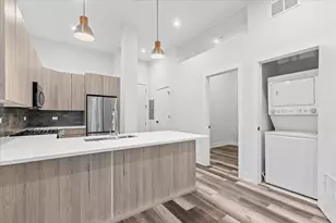 2317 N Clark St, Chicago, IL 60614 - Photo 4