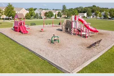 1987 Yasgur Drive, Woodstock, IL 60098 - Photo 18