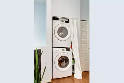 2300 W Bloomingdale Avenue #B, Chicago, IL 60647 - Photo 20