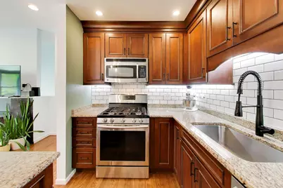 2300 W Bloomingdale Avenue #B, Chicago, IL 60647 - Photo 14