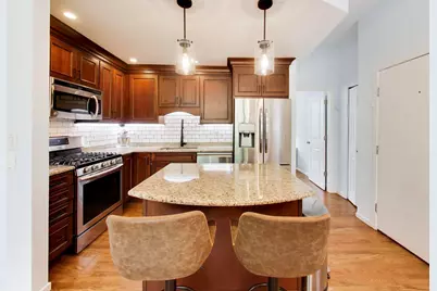 2300 W Bloomingdale Avenue #B, Chicago, IL 60647 - Photo 12