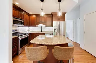 2300 W Bloomingdale Ave, Chicago, IL 60647 - Photo 12