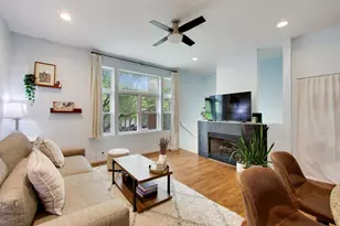 2300 W Bloomingdale Ave, Chicago, IL 60647 - Photo 10