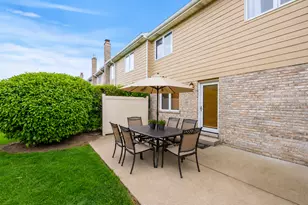 11924 Dunree Ln, Orland Park, IL 60467 - Photo 18