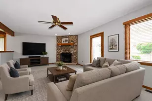 11924 Dunree Ln, Orland Park, IL 60467 - Photo 8
