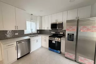 15203 Waterman Dr, South Holland, IL 60473 - Photo 8
