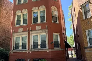 8534 S Bennett Ave, Chicago, IL 60617 - Photo 2